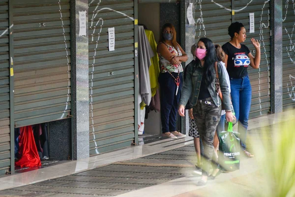 lockdown comercio fechado brasília DF