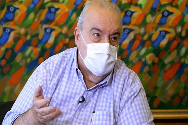 Prefeito de Curitiba sofre AVC e é internado às pressas em hospital