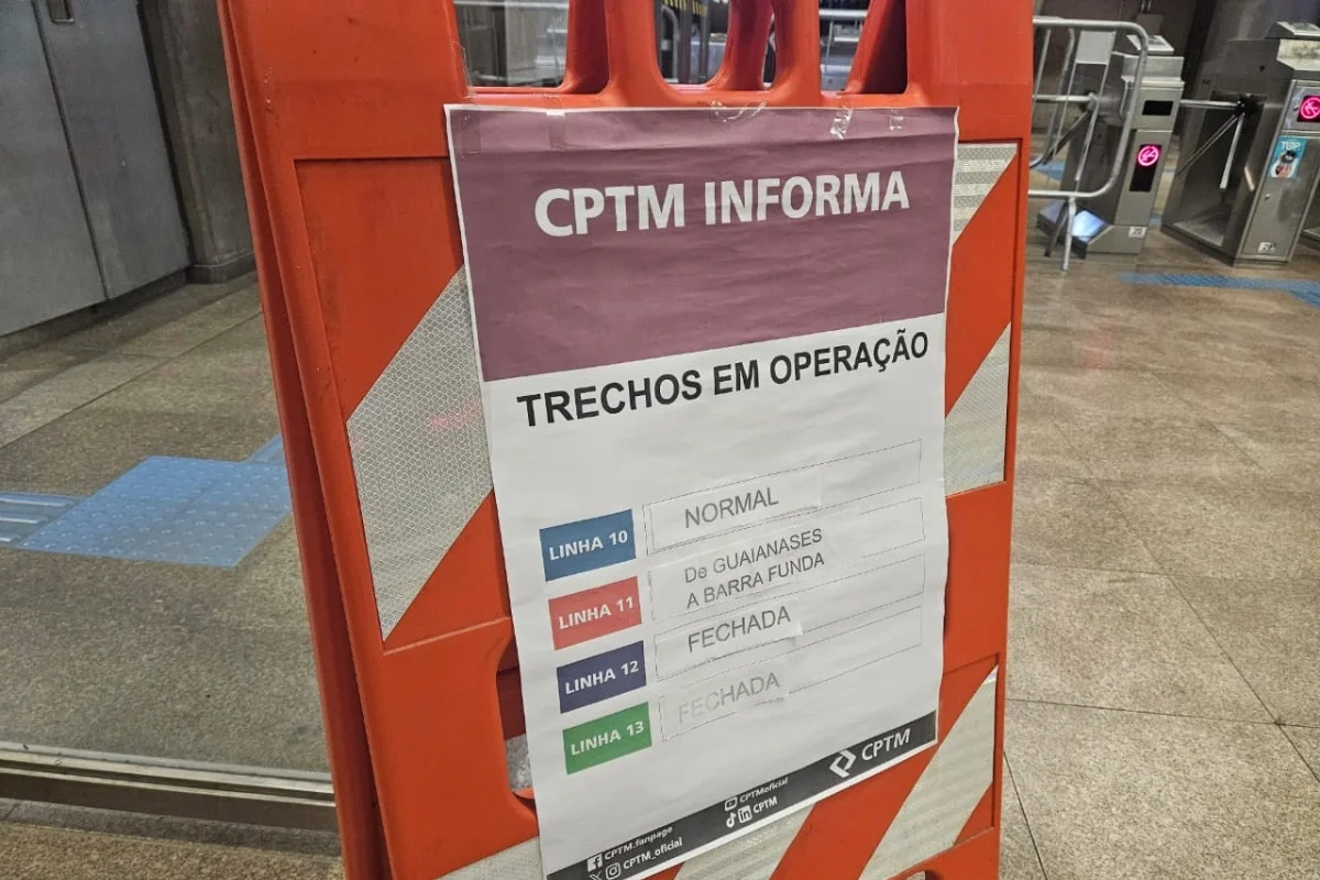 Por causa da paralisação, o rodízio de veículos em São Paulo foi suspenso Por causa da paralisação, o rodízio de veículos em São Paulo foi suspenso