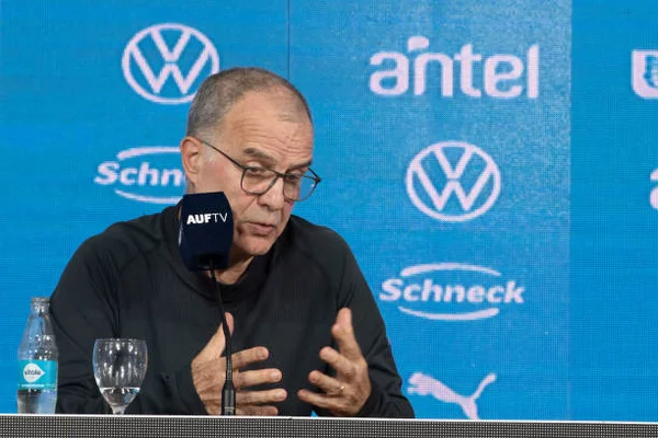 O que faz de Bielsa um técnico famoso, mesmo sem grandes títulos?