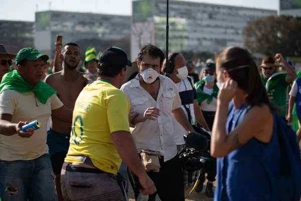 cinegrafista agredido em ato bolsonarista