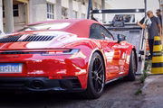 Porsche 911 Carrera GTS