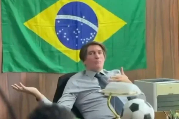 Cena do filme Dark horse