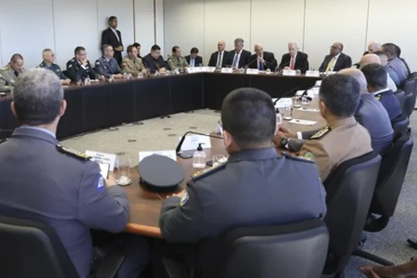 TSE e PM fazem reunião sobre as eleições