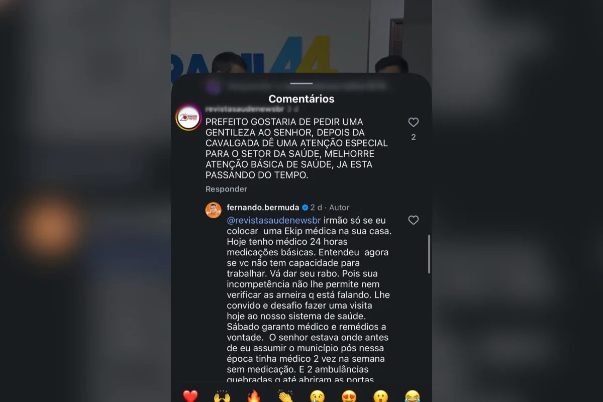 Os prints também mostram o prefeito respondendo a críticas de moradores nas redes sociais Os prints também mostram o prefeito respondendo a críticas de moradores nas redes sociais