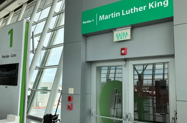 Aeroporto JK: portões homenageiam personalidades negras