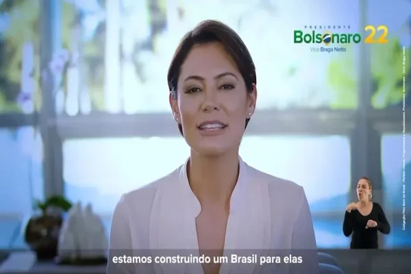 Vídeo: Michelle cita “Brasil para elas” em campanha de Bolsonaro