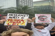 Ato em frente a sede da Meta em São Paulo