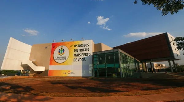 CLDF aprova créditos suplementares de R$ 80 mi para propaganda do GDF