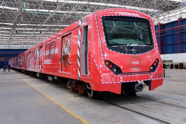 Caravana de Natal da Coca-Cola terá edição no Metrô-DF