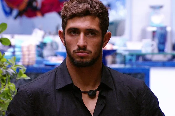 BBB20: Ana Maria Braga fala com Lucas Chumbo, primeiro eliminado