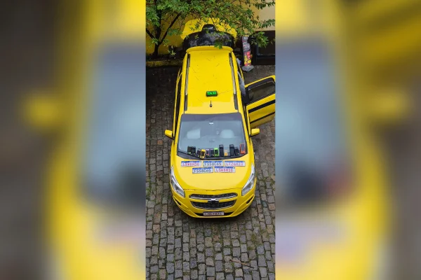 Golpistas de SP que trocavam cartões de idosos em táxis no RJ são presos - destaque galeria Golpistas de SP que trocavam cartões de idosos em táxis no RJ são presos - destaque galeria