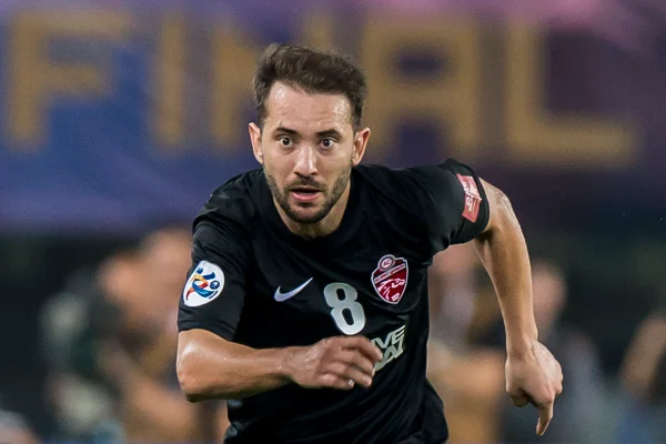Everton Ribeiro Al-Ahli
