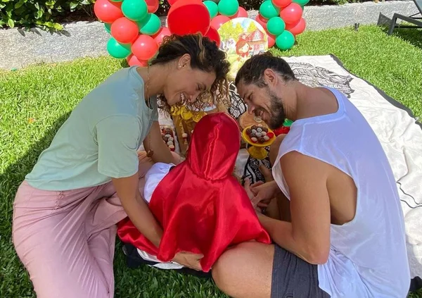 Débora Nascimento e José Loretto