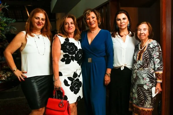 Soraia Debs celebra aniversário em noite com culinária árabe - imagem 24 Soraia Debs celebra aniversário em noite com culinária árabe - imagem 24