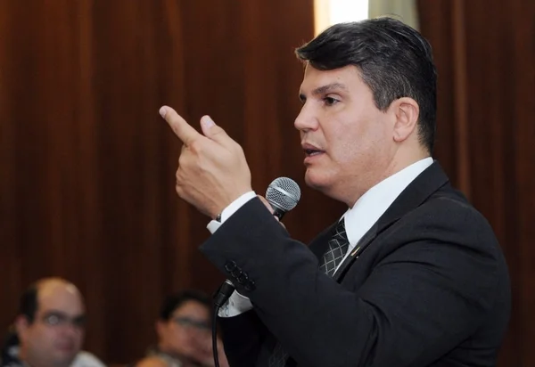 Justiça cobra explicações sobre suposto esquema de corrupção na Saúde