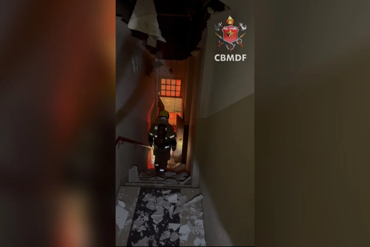 O acidente foi registrado na madrugada pelo Corpo de Bombeiros Militar do DF O acidente foi registrado na madrugada pelo Corpo de Bombeiros Militar do DF