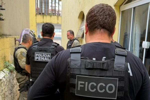policial penal preso drogas celulares prisão guarulhos