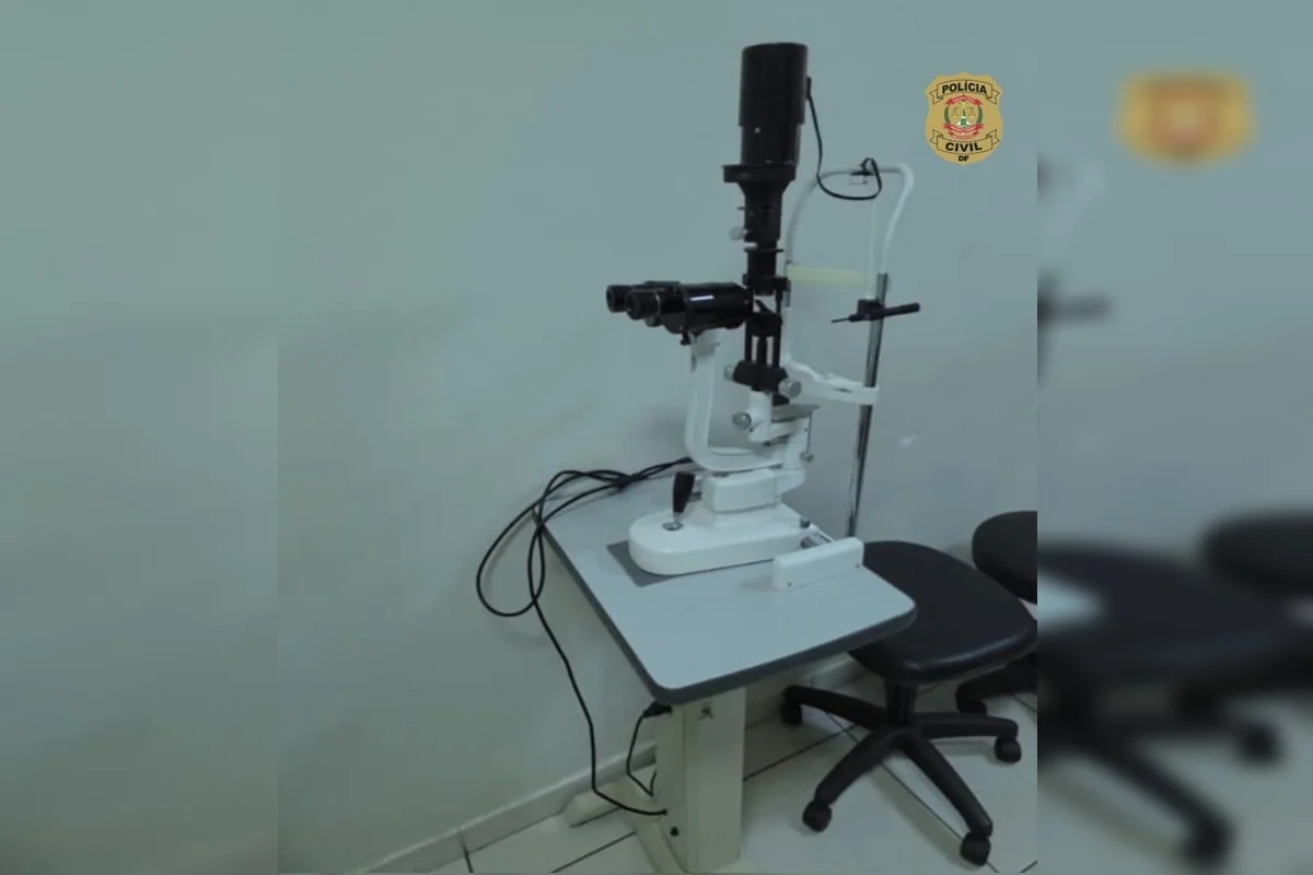 De acordo com a PCDF, durante a inspeção foi encontrado indícios de procedimentos exclusivos de médicos, mas que eram feitos por profissionais sem habilitação De acordo com a PCDF, durante a inspeção foi encontrado indícios de procedimentos exclusivos de médicos, mas que eram feitos por profissionais sem habilitação
