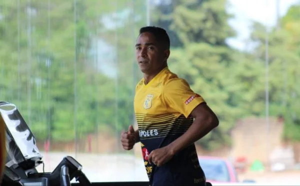 Meia-atacante Jorge Henrique acerta com o Brasiliense