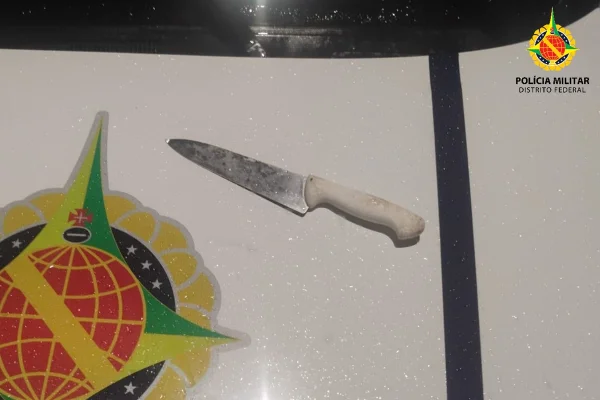 Foto de faca usada no crime