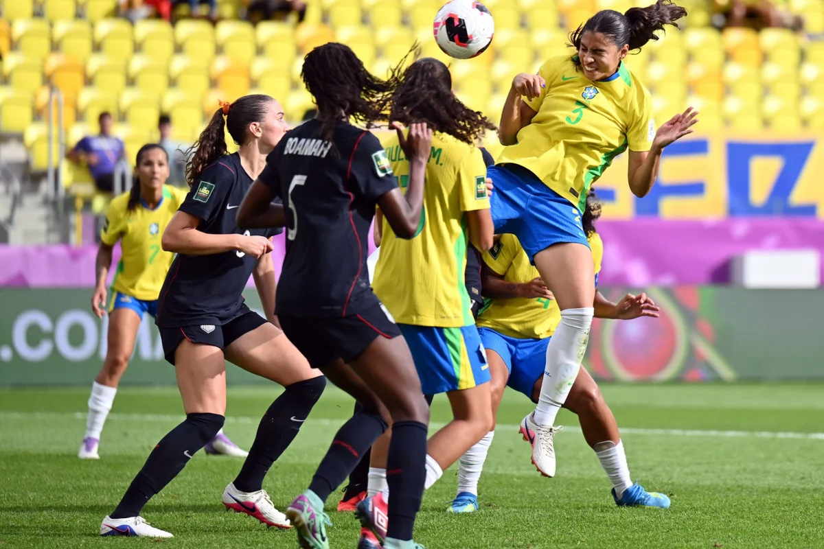 Brasil x Estados Unidos, pelas oitavas de final da Copa do Mundo Feminina Sub-20 Brasil x Estados Unidos, pelas oitavas de final da Copa do Mundo Feminina Sub-20