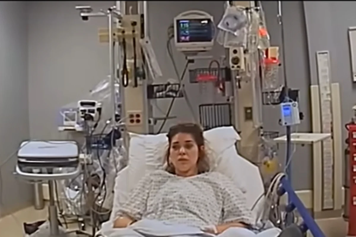 Instinto Materno: Taylor Parker foi abordada na rodovia e interrogada na cama do hospital Instinto Materno: Taylor Parker foi abordada na rodovia e interrogada na cama do hospital