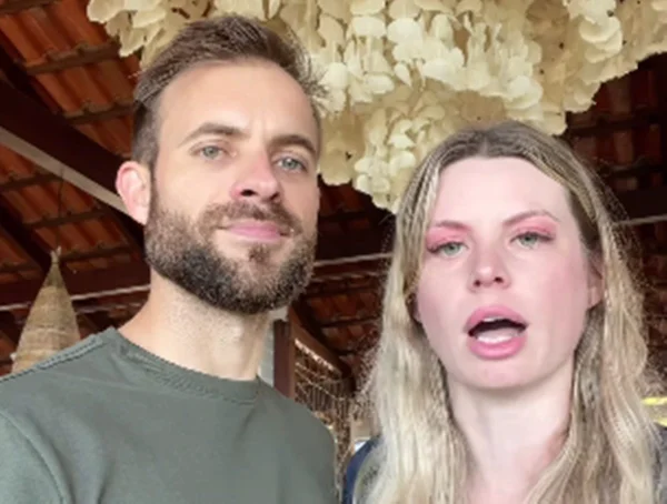 Imagem colorida dos influenciadores digitais Cleiton Stainzack e Jenifer Milbratz Stainzack - Metrópoles
