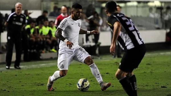 Jogador denuncia assédio sexual de dirigente do Santos