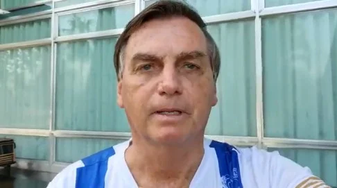 Bolsonaro sobre Lázaro: “Brevemente estará, no mínimo, atrás das grades”