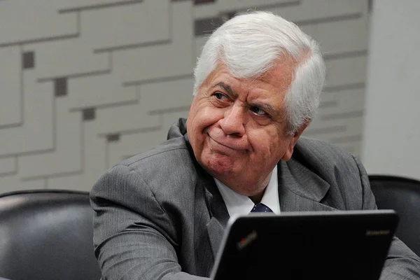 Anvisa: troca de presidente põe briga jurídica no horizonte do governo