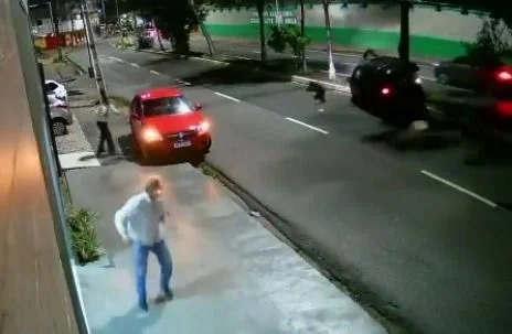 Vídeo mostra momento em que criança de 5 anos morre em acidente