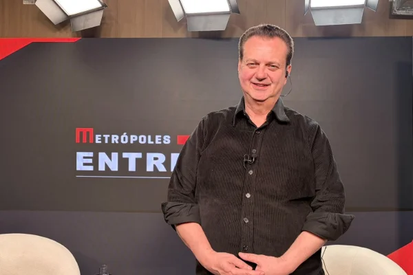 O presidente do PSD e pré-candidato a vice na chapa de Ronaldo Caiado à Presidência, Gilberto Kassab, em entrevista ao Metrópoles - Metrópoles