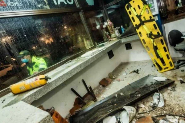 Explosão em delegacia de Bogotá, na Colômbia