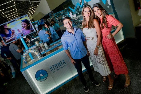 Evento celebra abertura da sorveteria Stonia no Gilberto Salomão