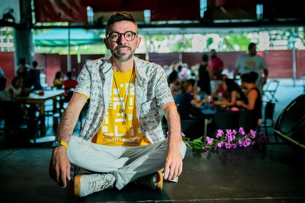 Cerimônia de despedida de Manu Santos será transmitida pelo Zoom
