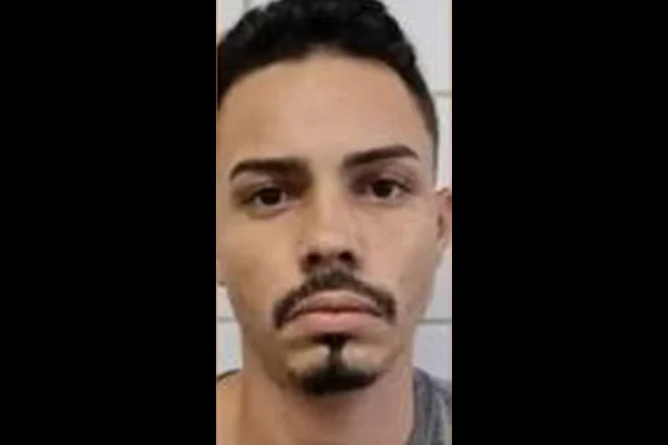 Faccionado do Comando Vermelho morre ao confrontar polícia no ES