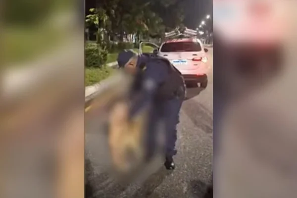 Trecho do vídeo da criança que foi encontrada