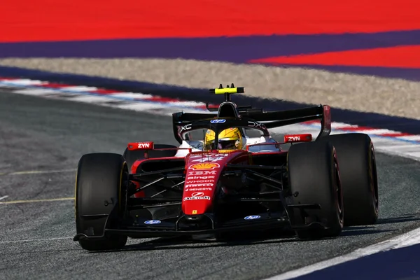 F1: após vitória, Hamilton busca pole inédita pela Ferrari na Áustria
