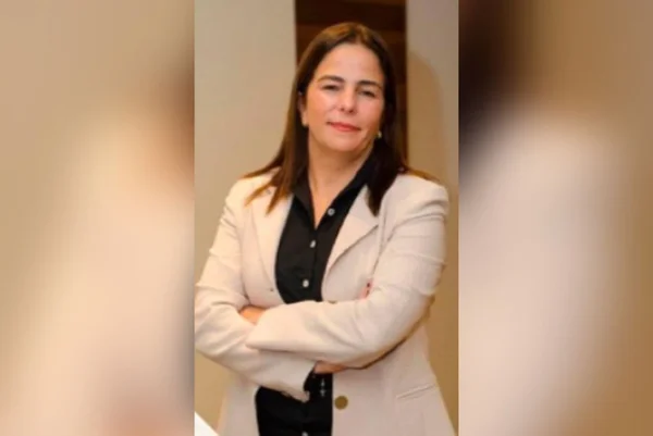 claudia franco correa