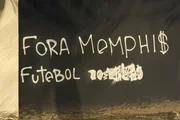 Torcida do Corinthians protesta contra Memphis Torcida do Corinthians protesta contra Memphis