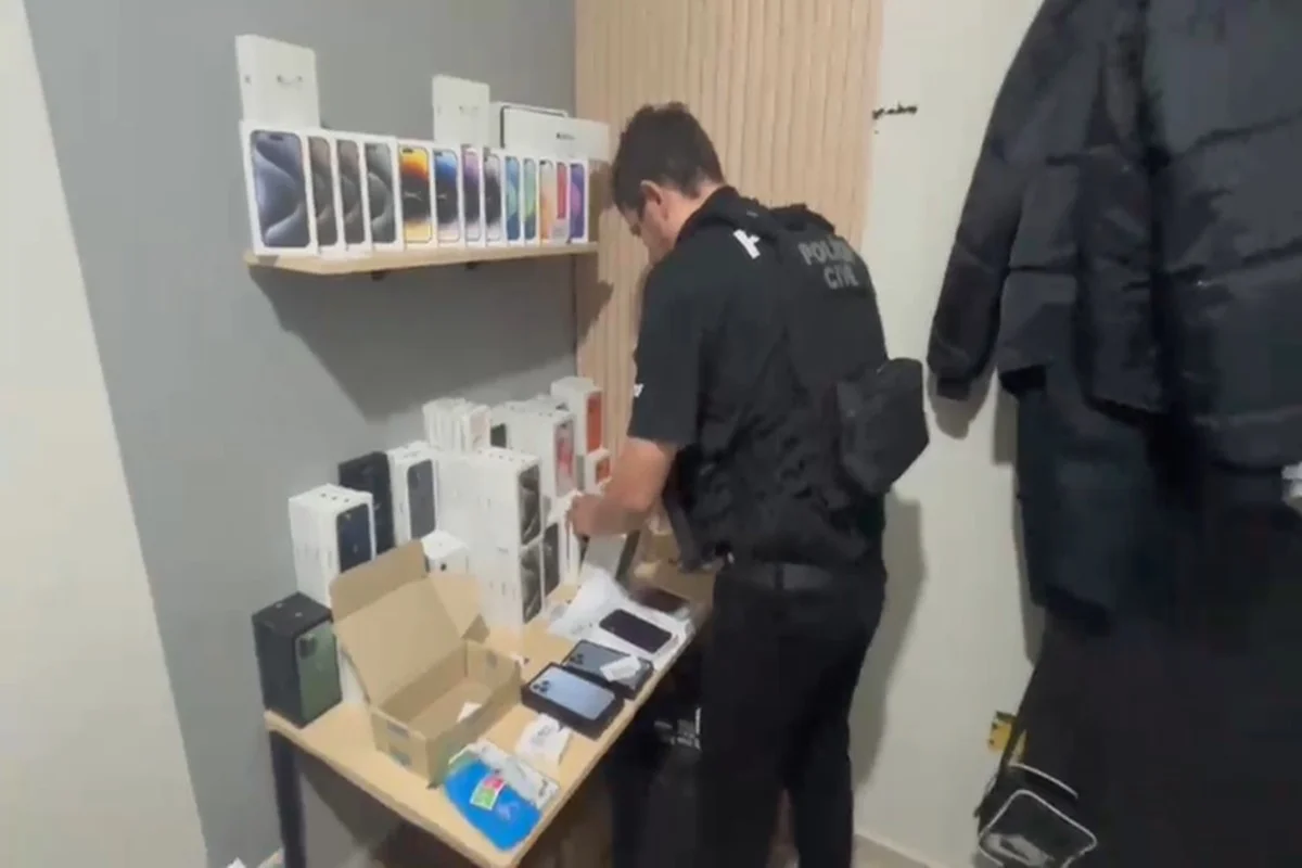 Estudante de Direito é presa por golpe de vendas de celulares em aplicativo