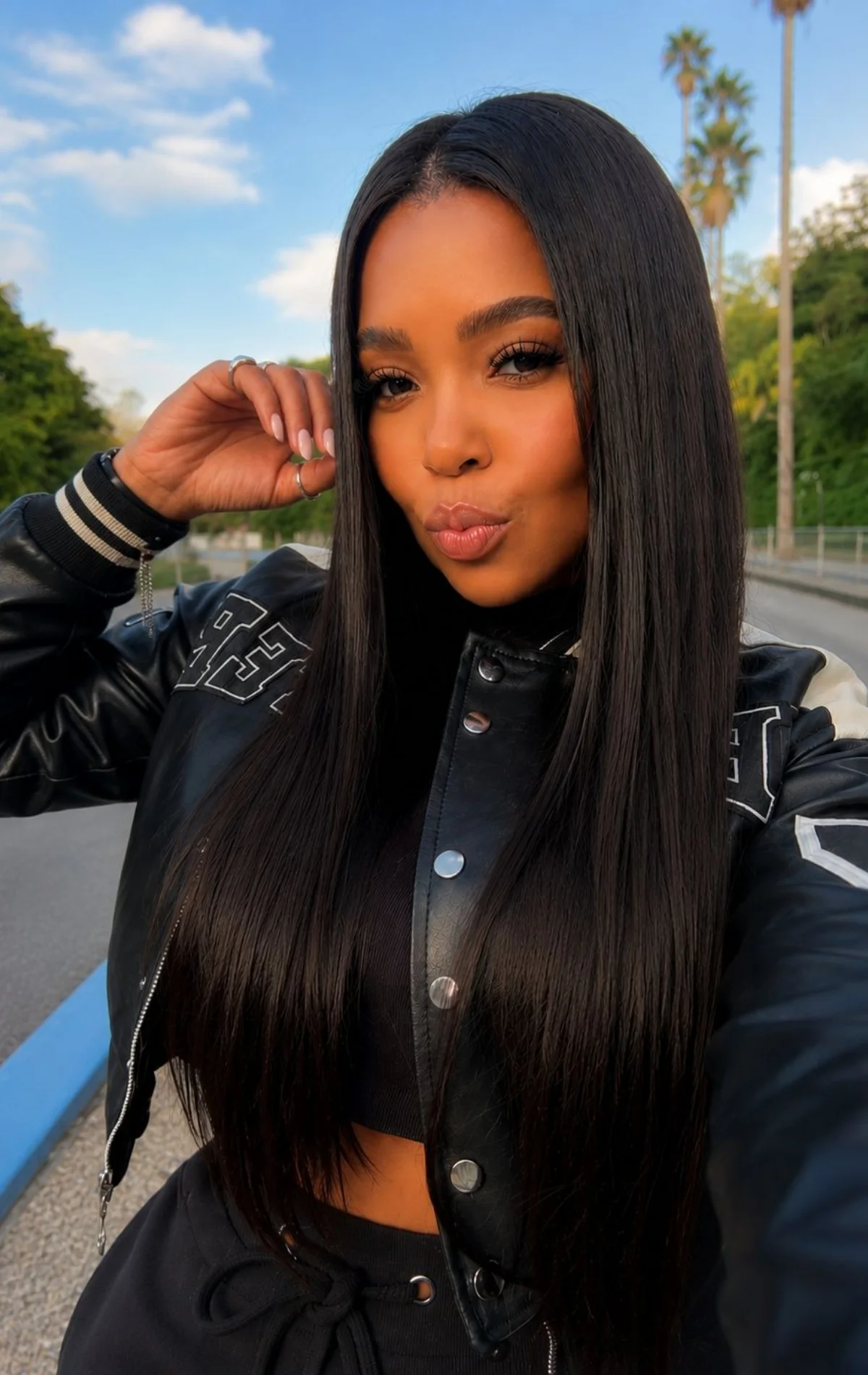 Riane Oliver Riane Oliver