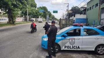 Policiais do 16ºBPM fizeram operação em favelas da Cidade Alta após jovem ser baleado