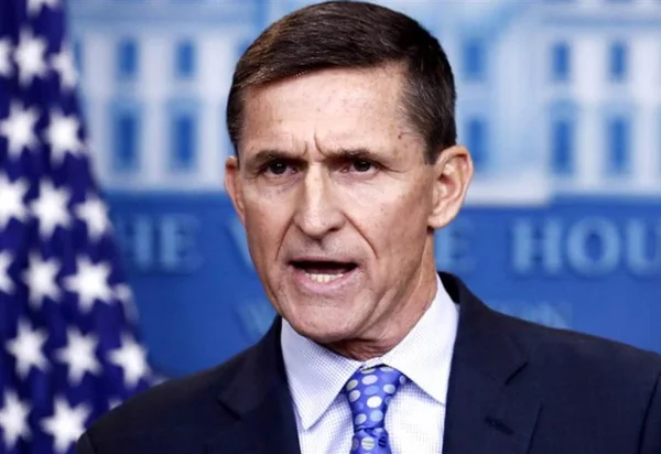 Bolsas de NY caem com abalo de Flynn, mas reforma reduz estresse