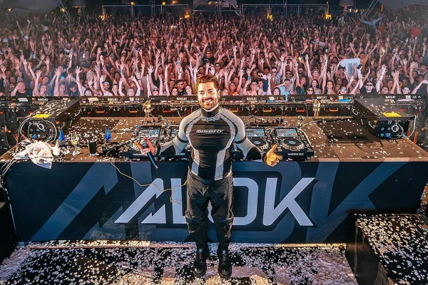 Alok se pronuncia após drone atingir fã durante show em Florianópolis