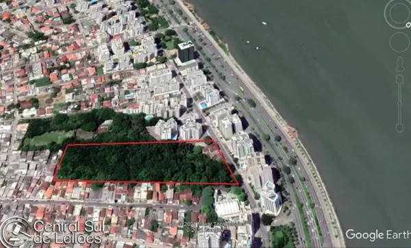 vista aérea de uma área residencial em Florianópolis