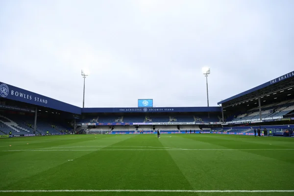 Imagens do estádio do Queens Park Rangers - Metrópoles