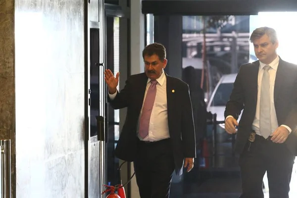 Na 5ª série, ex-presidente da Alerj tem aulas para reduzir pena