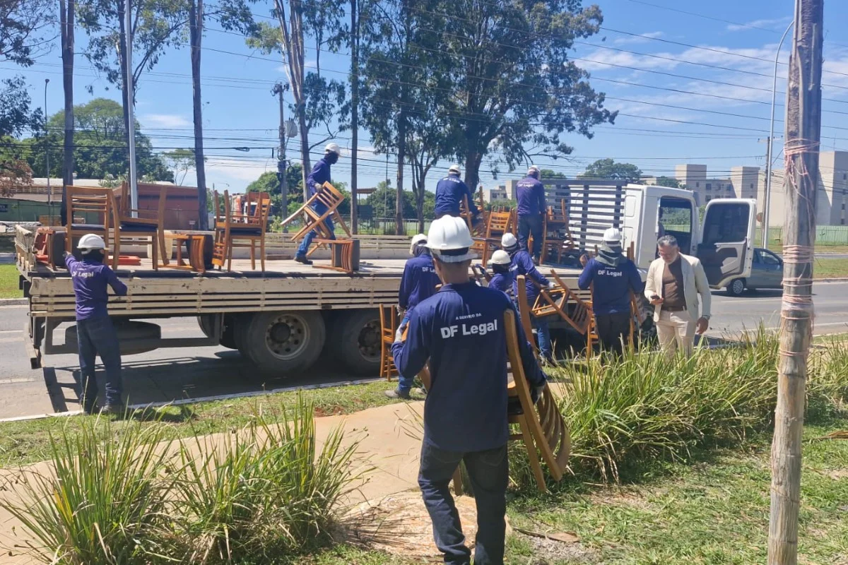 A cassação do documento ocorreu após os proprietários do bar aumentarem a área ocupada, ultrapassando o espaço permitido, e não comprovarem o cumprimento do critério do marco temporal. A cassação do documento ocorreu após os proprietários do bar aumentarem a área ocupada, ultrapassando o espaço permitido, e não comprovarem o cumprimento do critério do marco temporal.